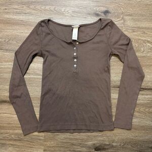 H&M Taupe Long Sleeve Women's Top